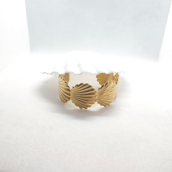 Shell bracelet