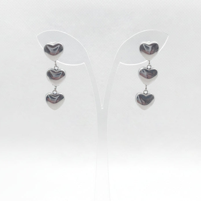 Triple hearts earrings
