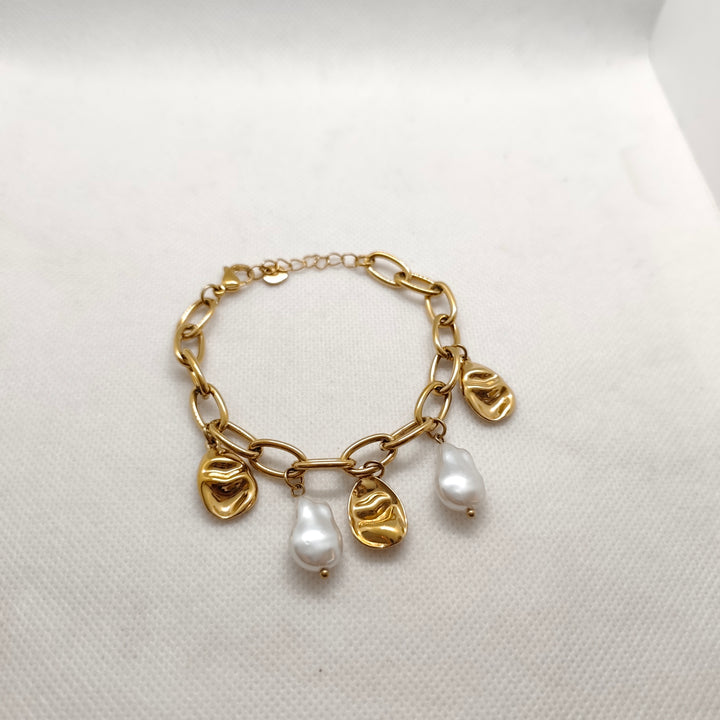 Golden Elegance Bracelet