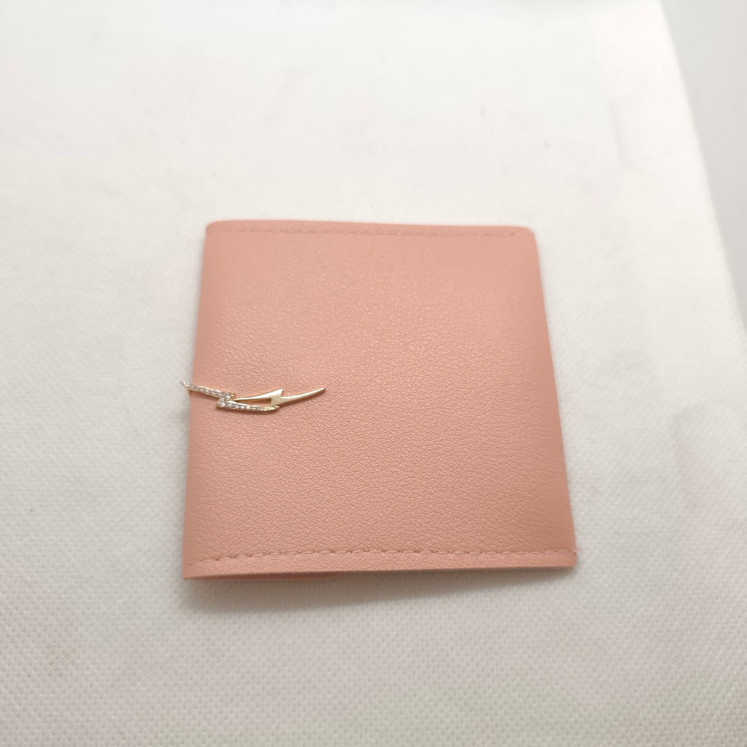 Lightning Ear Climber