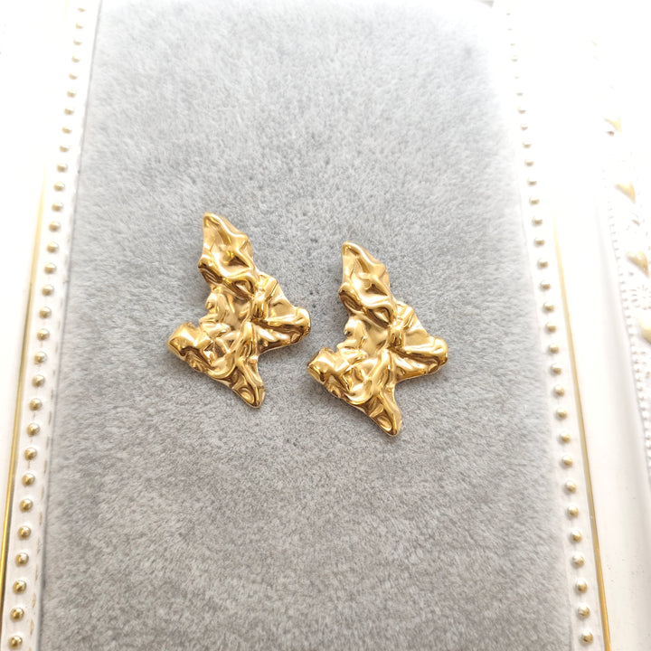 Crinkle Gold Earrings