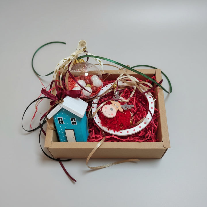 Festive Holiday Charm Gift Box