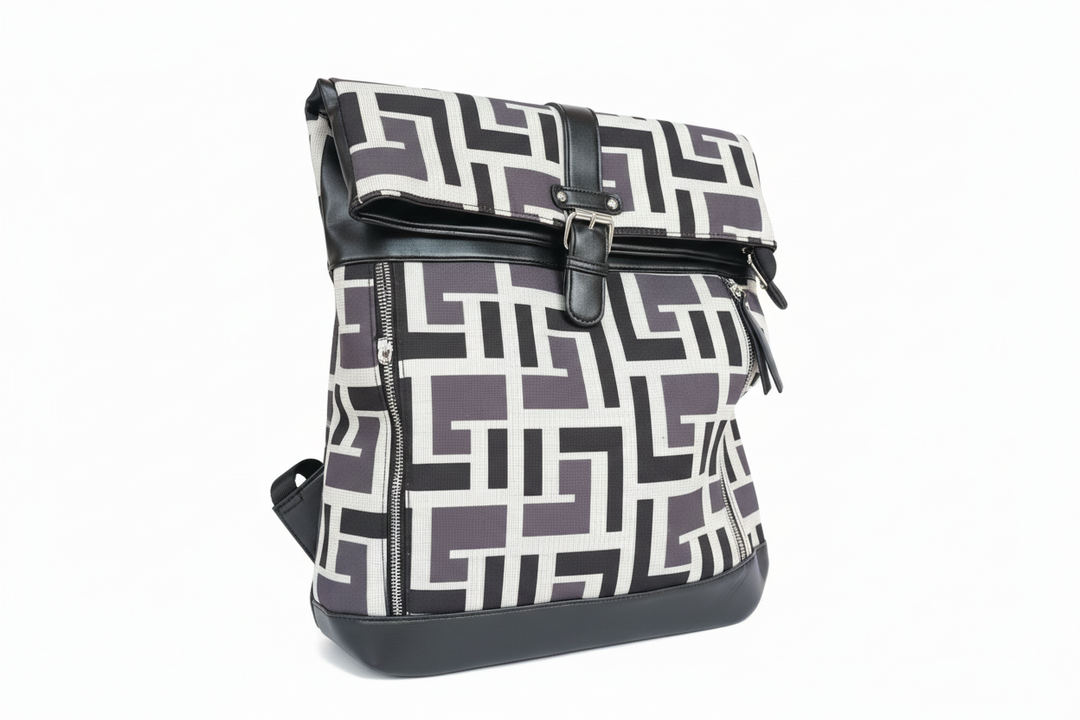Cube Labyrinth Back pack